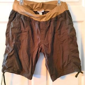 Maternity shorts